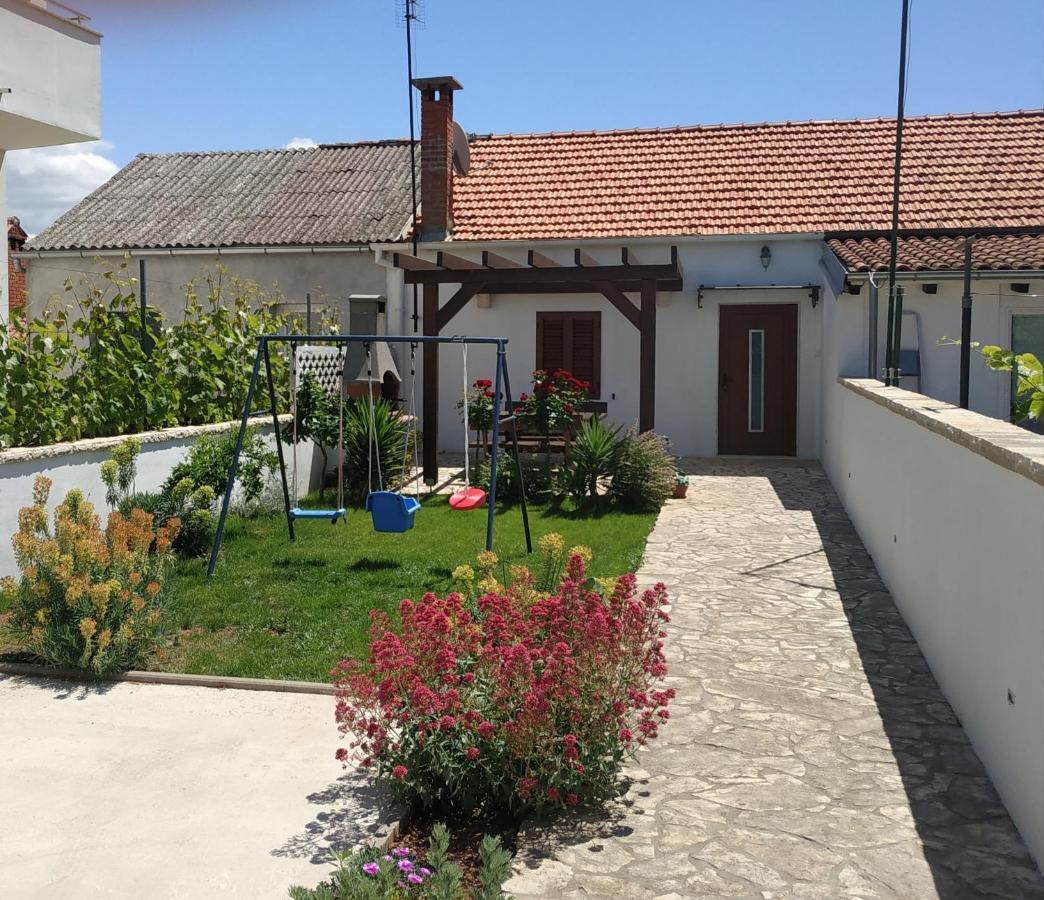 Holiday Home Arbanase زادار المظهر الخارجي الصورة